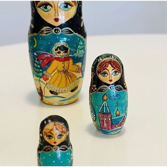 Vintage Hand Painted Nesting Dolls Signed - Picture 9 of 14
